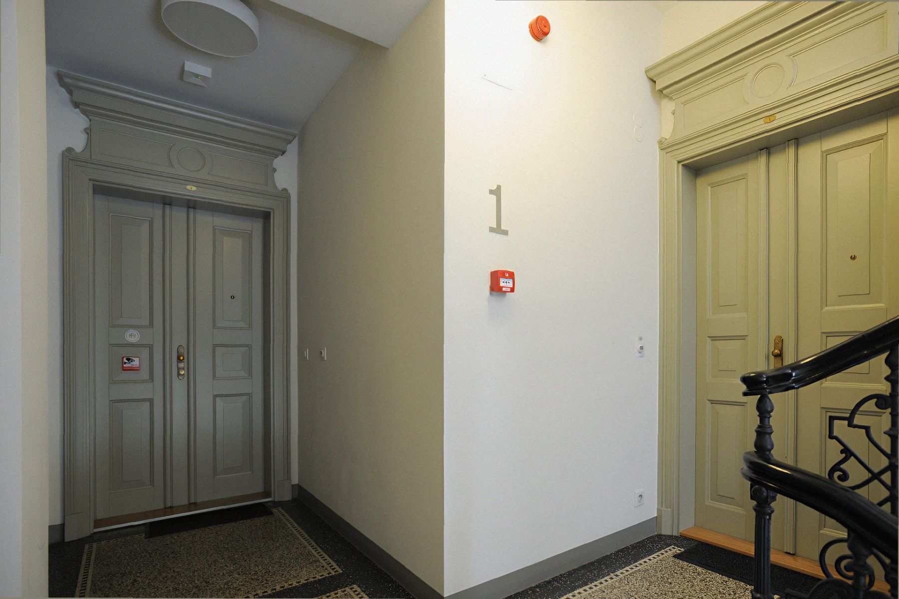 Pronájem bytu 2+kk 84 m², Praha – náhled fotky 13