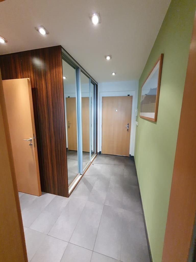 Pronájem bytu 2+kk 55 m², Praha – náhled fotky 9