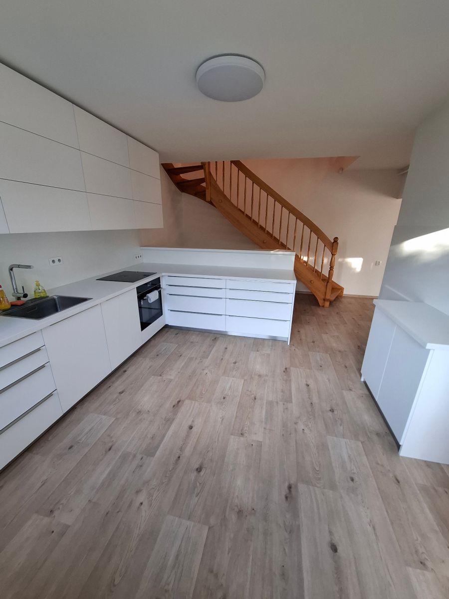 Pronájem domu 4+kk 189 m², Modřice – náhled fotky 9