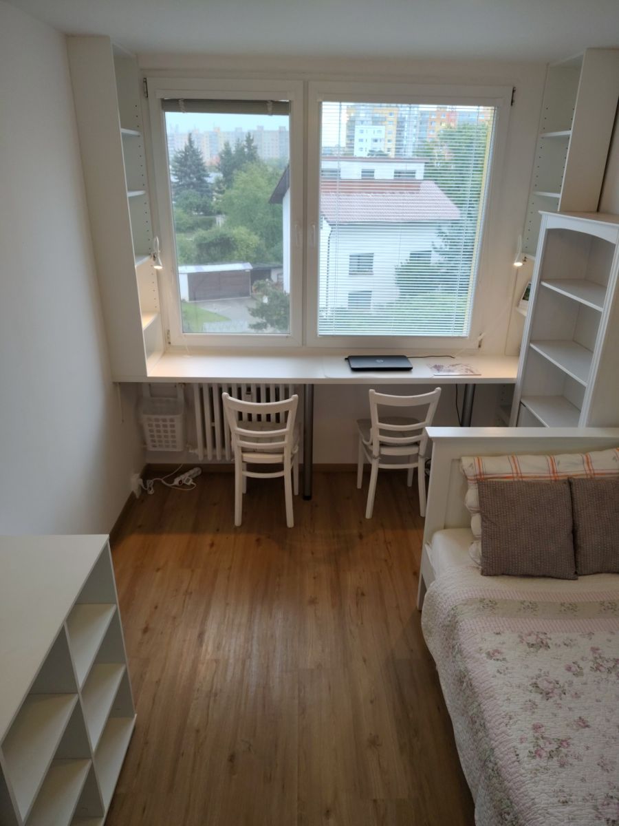 Stanovanje, 80 m²