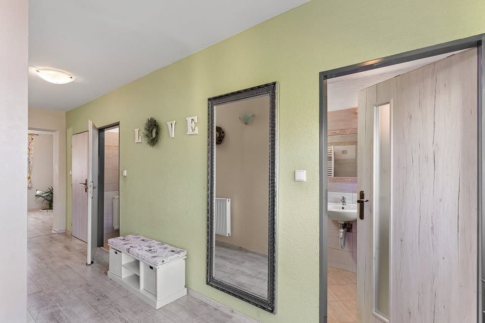 Pronájem domu 4+1 148 m², Vinařice – náhled fotky 17