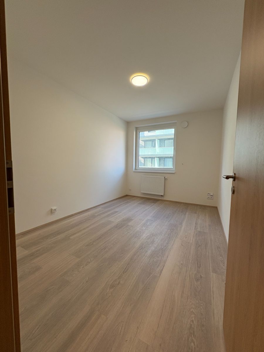 Pronájem bytu 2+kk 43 m², Praha – náhled fotky 5