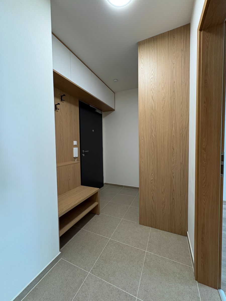 Pronájem bytu 2+kk 43 m², Praha – náhled fotky 9