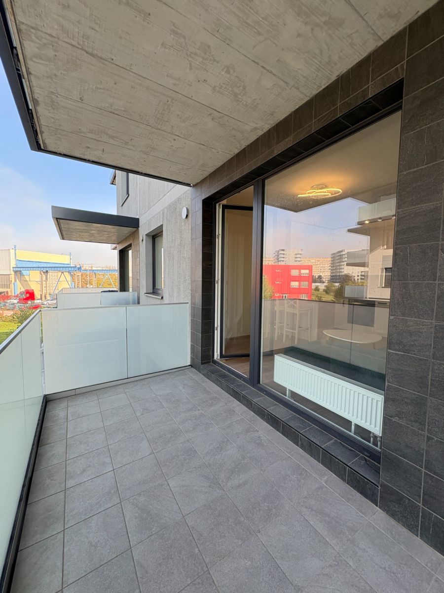 Pronájem bytu 2+kk 43 m², Praha – náhled fotky 17