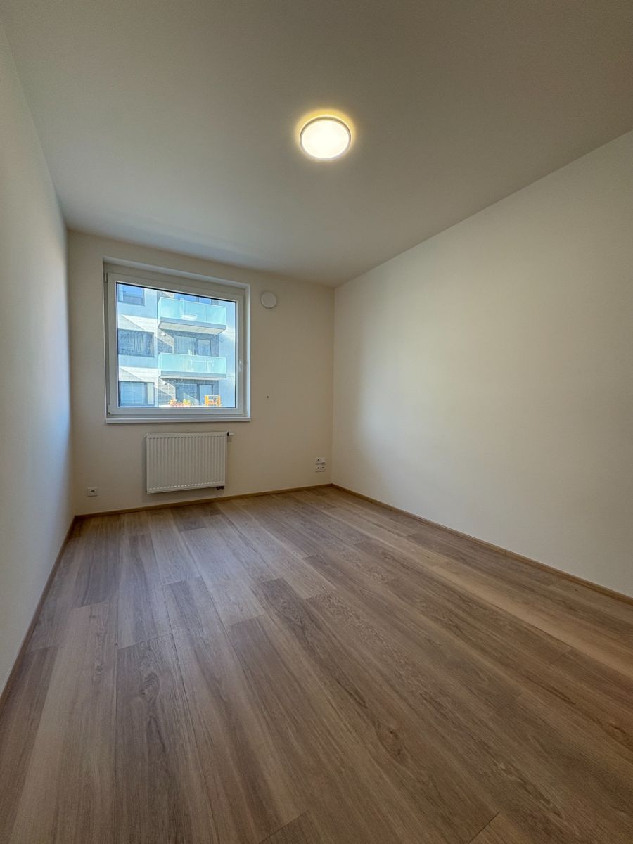 Pronájem bytu 2+kk 43 m², Praha – náhled fotky 7