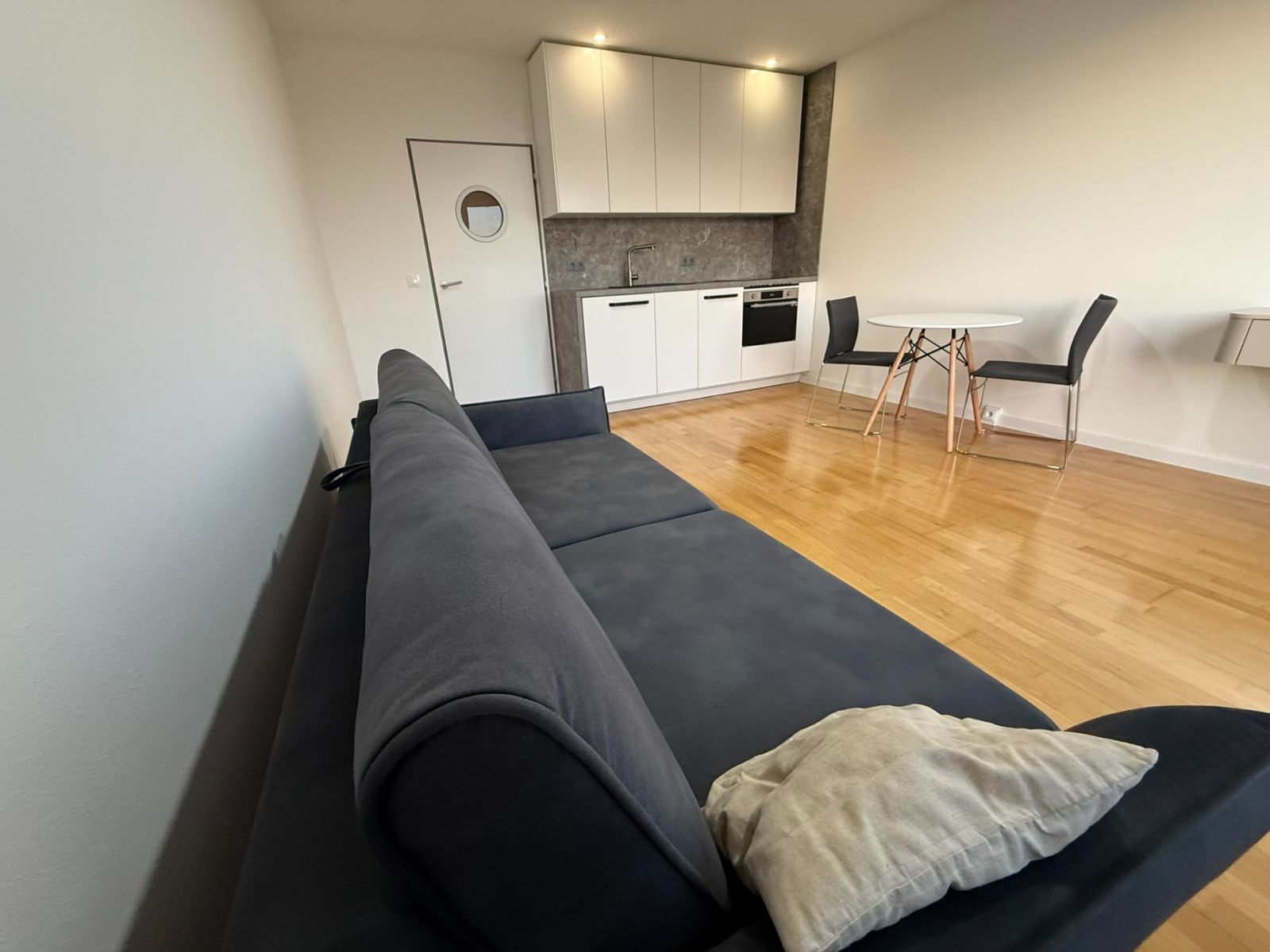 Pronájem bytu 1+kk 27 m², Brno – náhled fotky 2