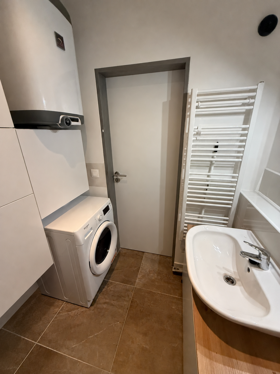 Pronájem bytu 1+kk 27 m², Brno – náhled fotky 16