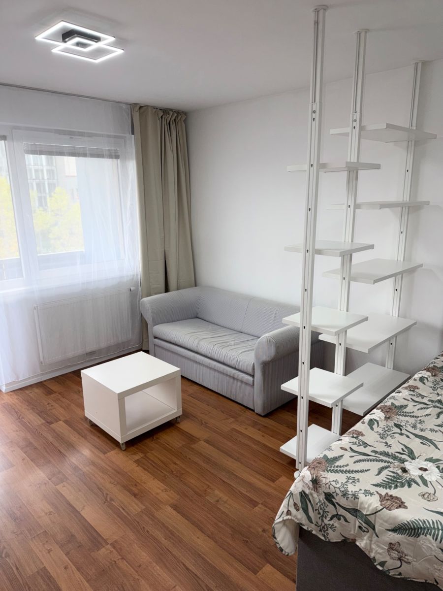 Prodej bytu 1+kk 38 m², Praha – náhled fotky 4