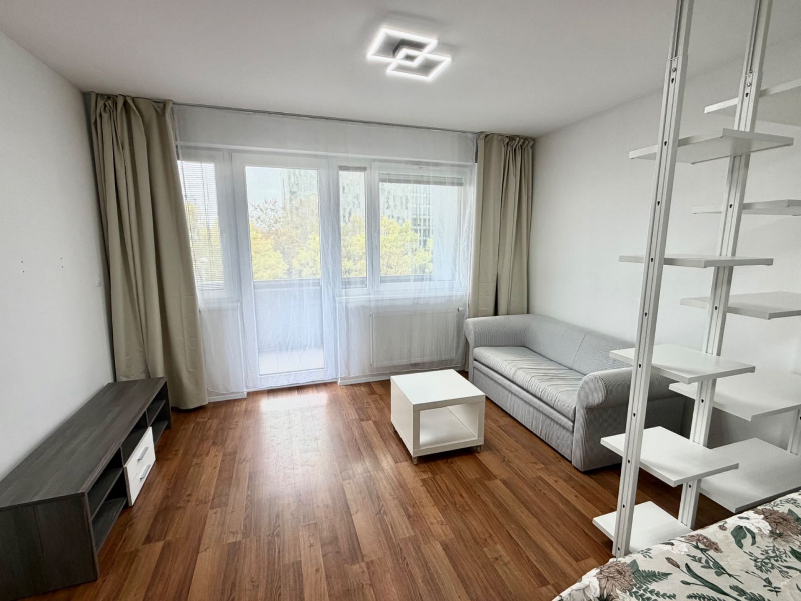 Prodej bytu 1+kk 38 m², Praha – náhled fotky 5