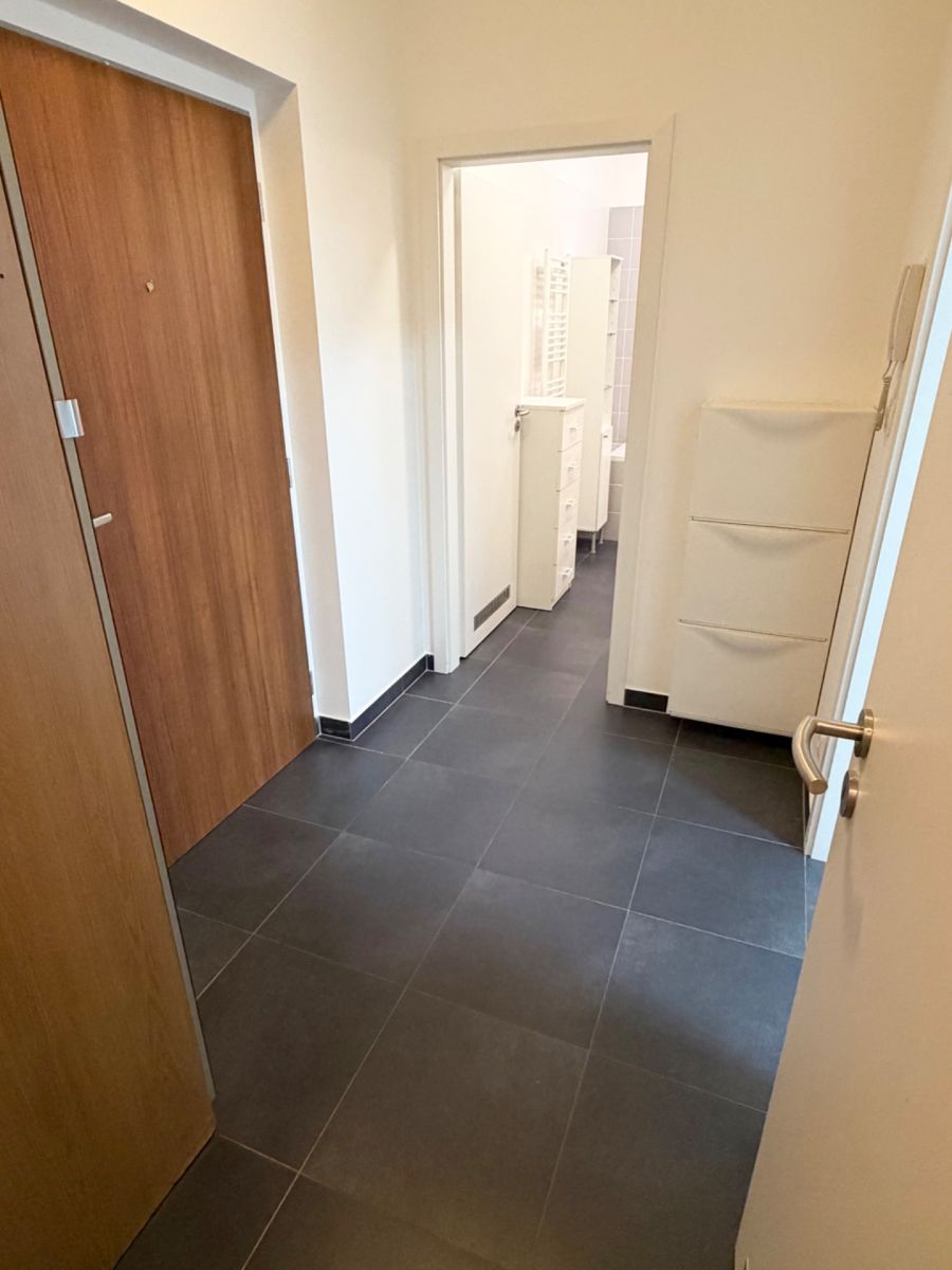 Prodej bytu 1+kk 38 m², Praha – náhled fotky 8