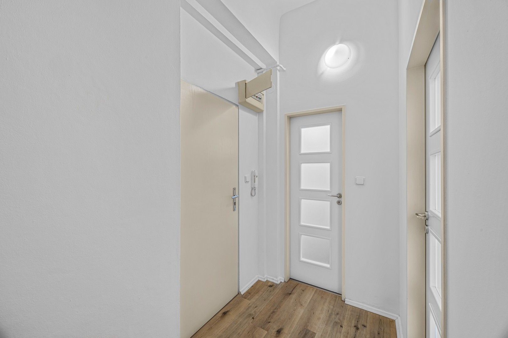 Pronájem bytu 2+kk 43 m², Praha – náhled fotky 8