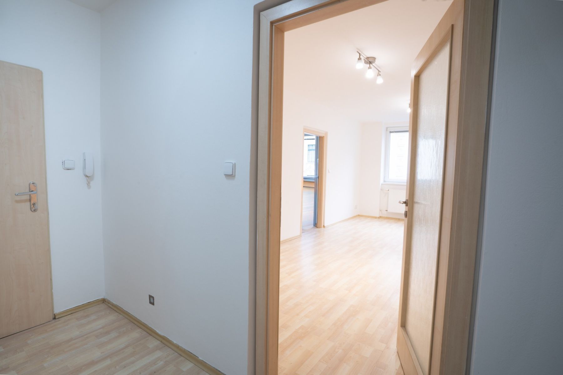 Pronájem bytu 3+1 83 m², Ostrava – náhled fotky 6