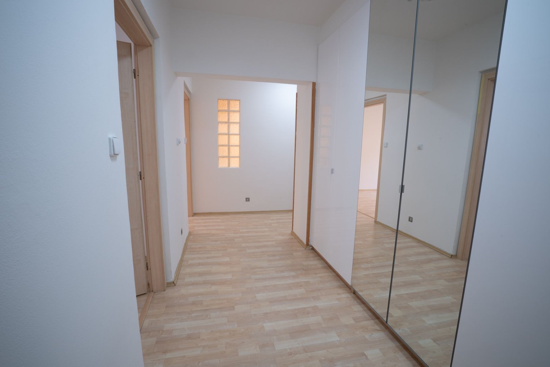 Pronájem bytu 3+1 83 m², Ostrava – náhled fotky 2