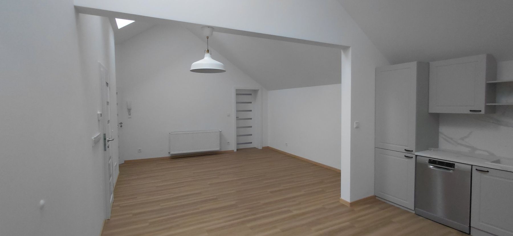 Pronájem domu 4+kk 130 m², Praha – náhled fotky 3