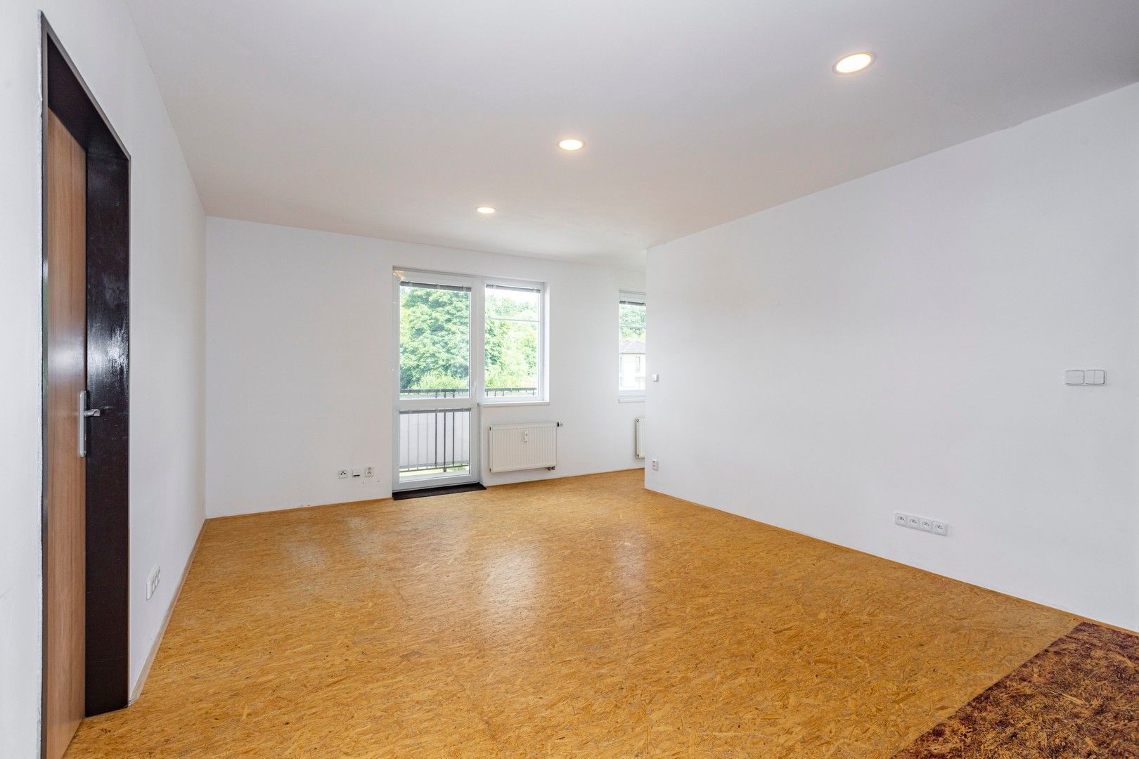 Pronájem bytu 3+kk 70 m², Milovice – náhled fotky 6