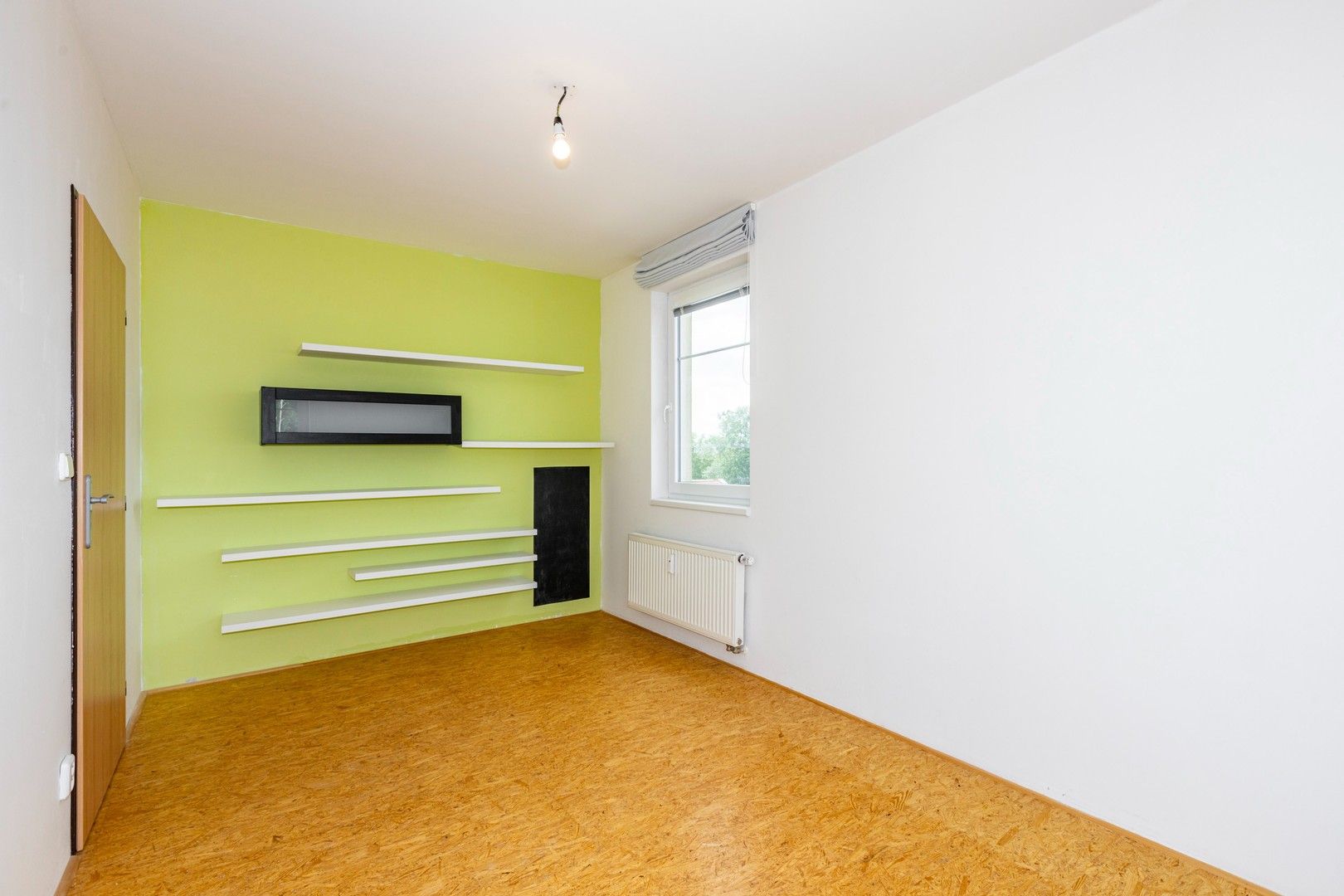 Pronájem bytu 3+kk 70 m², Milovice – náhled fotky 11
