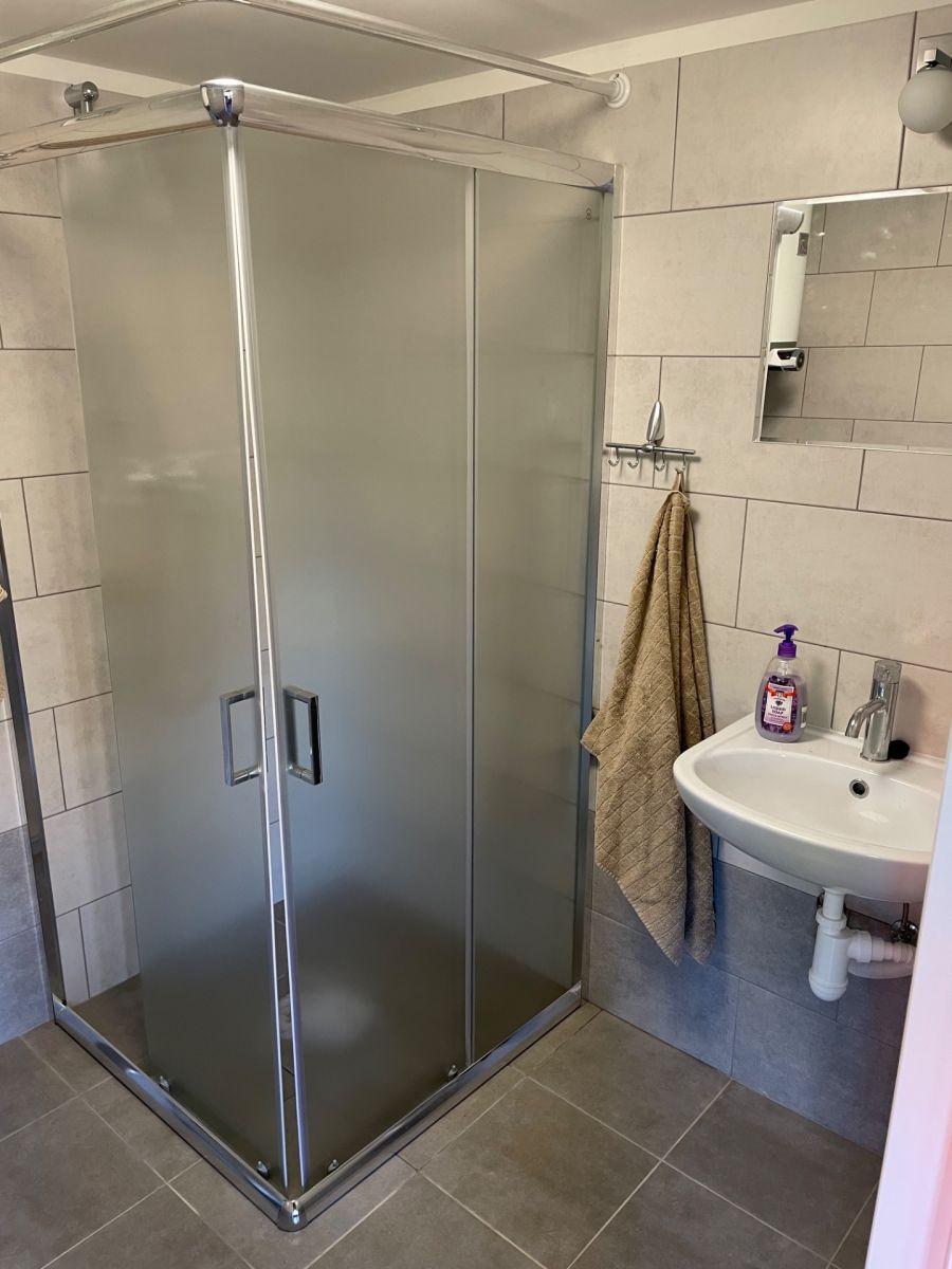 Pronájem objektu 56 m², Dobšín – náhled fotky 9