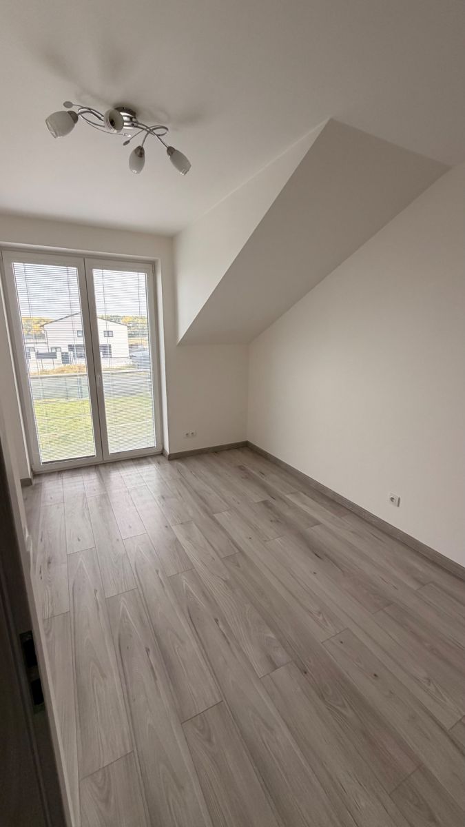 Pronájem domu 4+kk 120 m², Chrášťany – náhled fotky 10