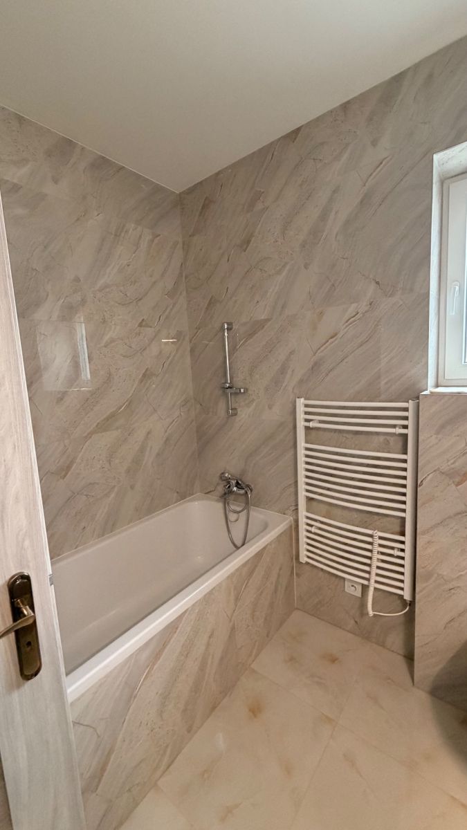Pronájem domu 4+kk 120 m², Chrášťany – náhled fotky 9