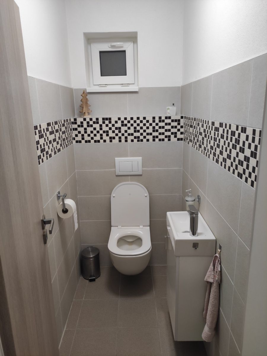Prodej domu ostatni 362 m², Strachotice – náhled fotky 13