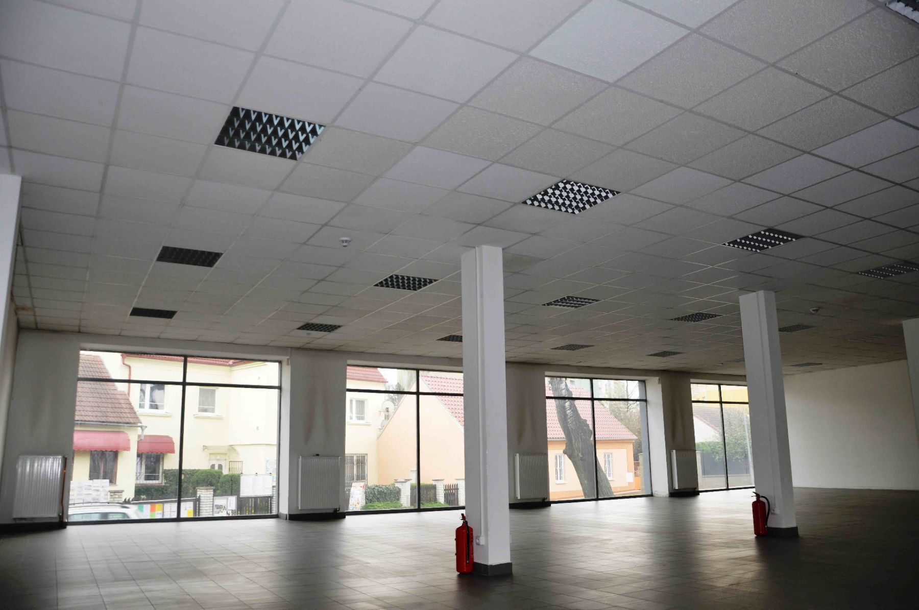 Pronájem komerčního prostoru 700 m², Praha – náhled fotky 3