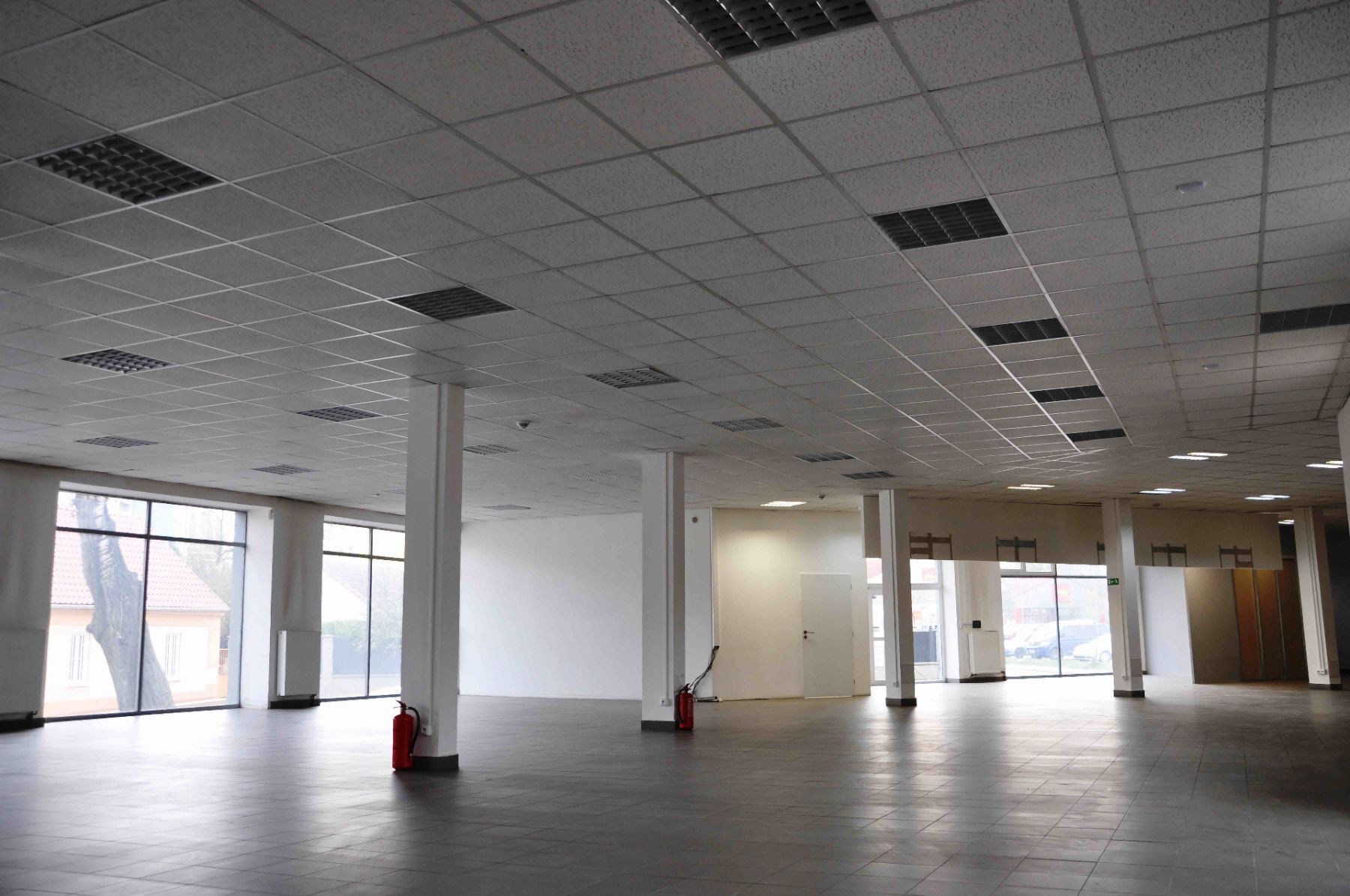 Pronájem komerčního prostoru 700 m², Praha – náhled fotky 6