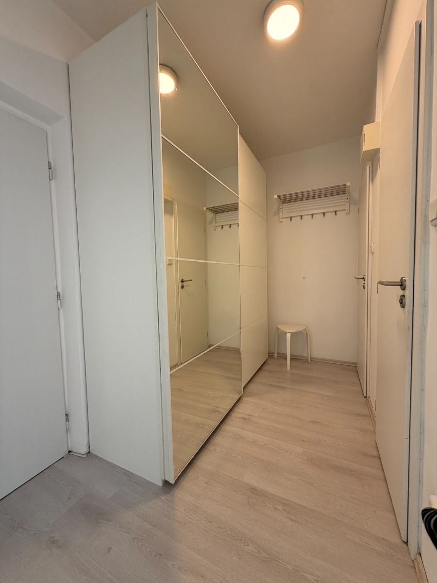 Pronájem bytu 1+1 36 m², Praha – náhled fotky 9