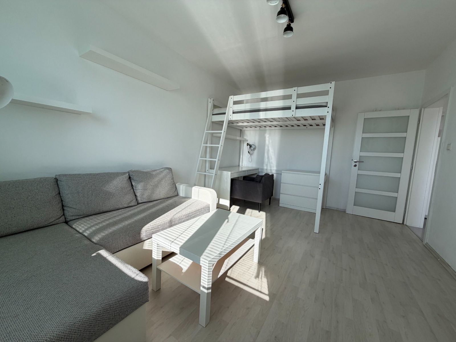 Pronájem bytu 1+1 36 m², Praha – náhled fotky 5