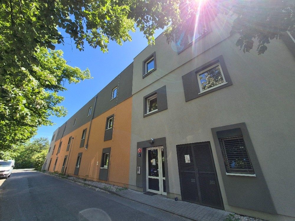 Pronájem bytu 1+kk 17 m², Praha – náhled fotky 5