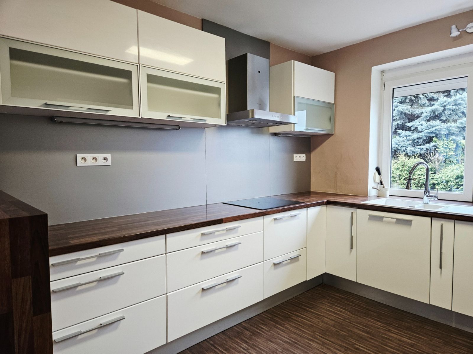 Pronájem bytu 5+kk 193 m², Praha – náhled fotky 16
