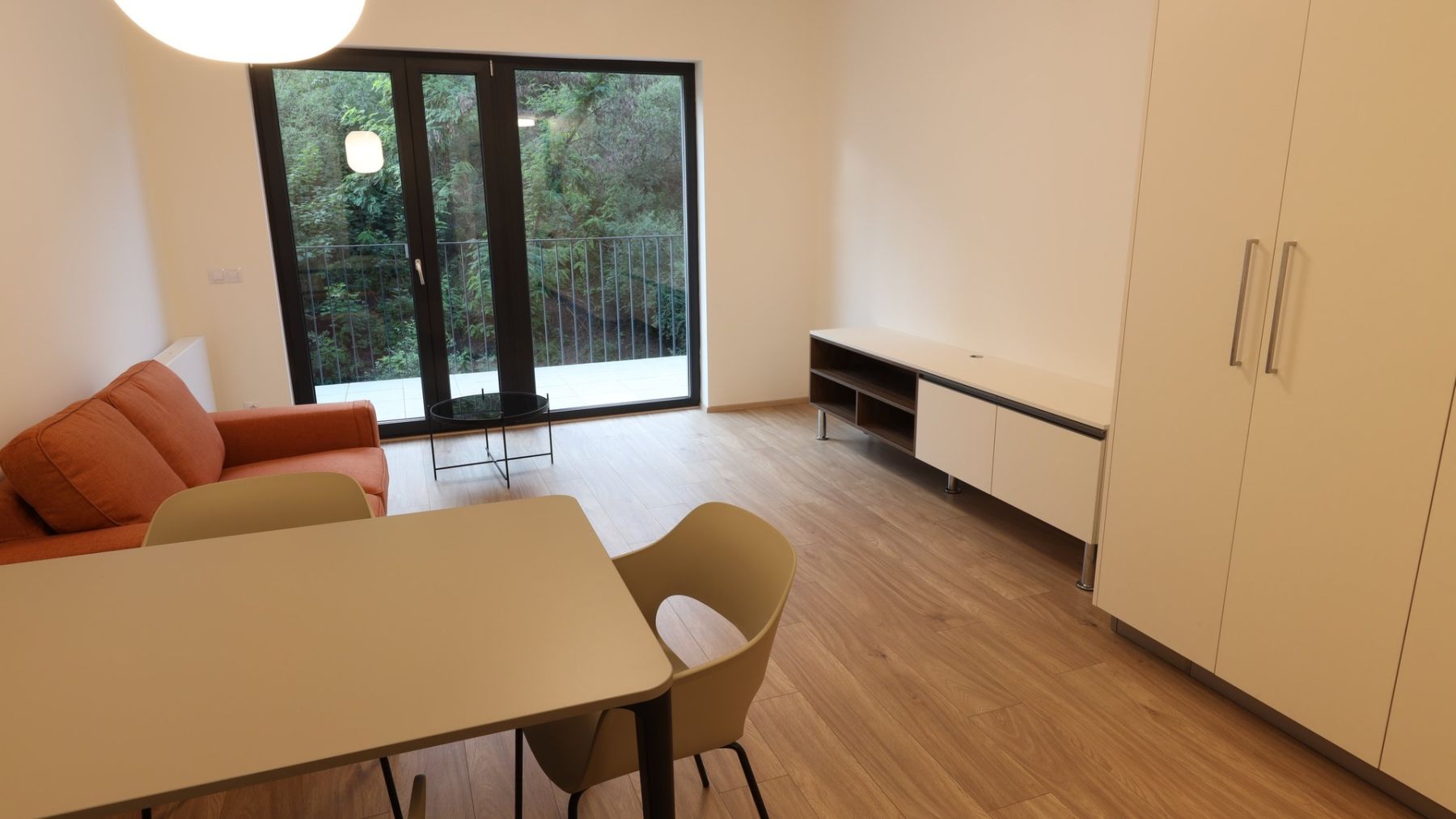 Pronájem bytu 1+kk 38 m², Praha – náhled fotky 6
