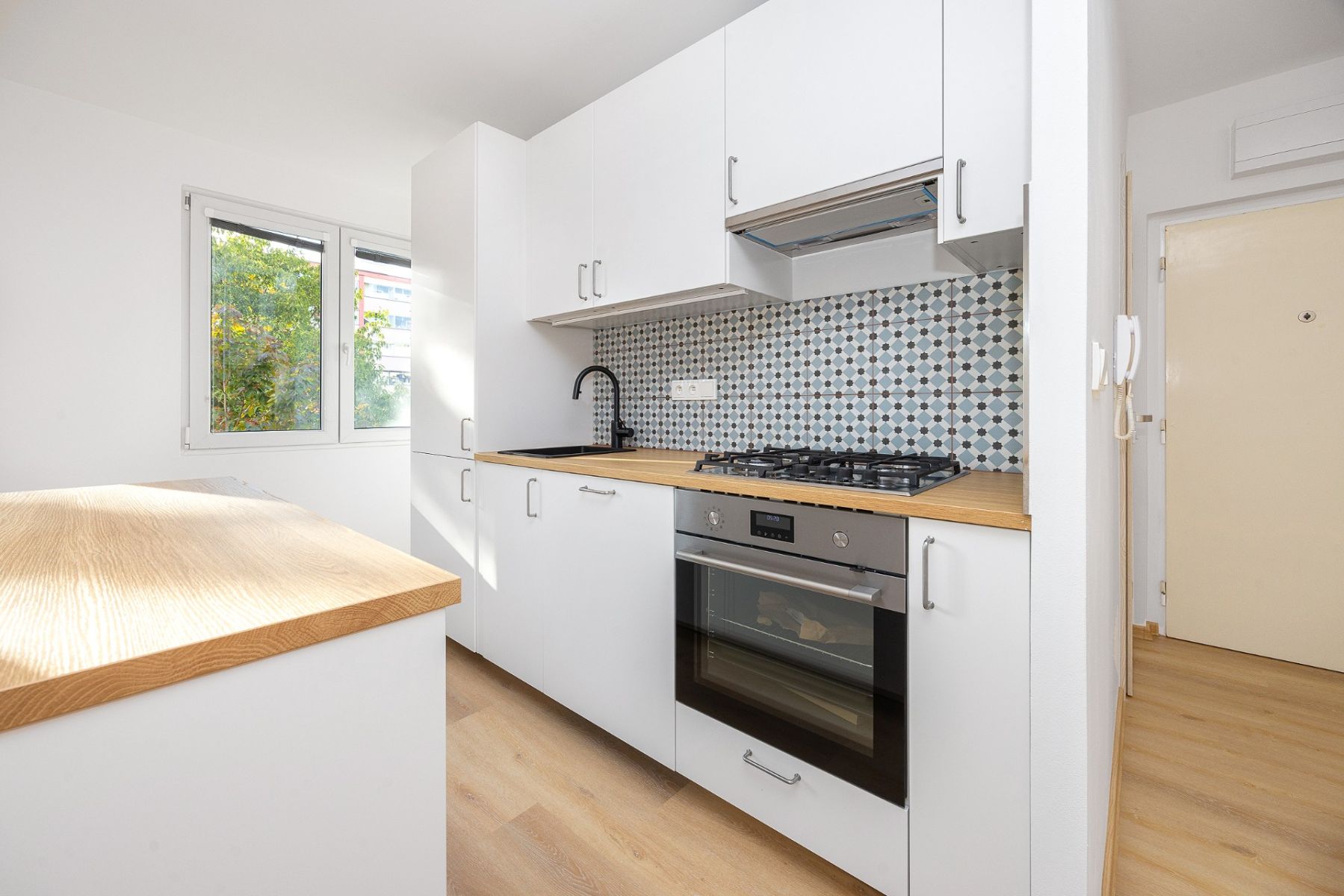 Prodej bytu 3+kk 62 m², Pardubice – náhled fotky 5