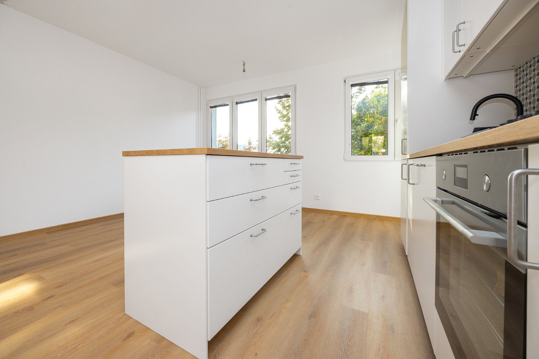 Prodej bytu 3+kk 62 m², Pardubice – náhled fotky 6