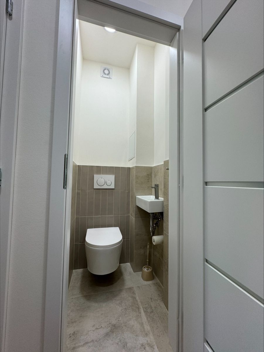 Prodej bytu 2+kk 42 m², Praha – náhled fotky 12