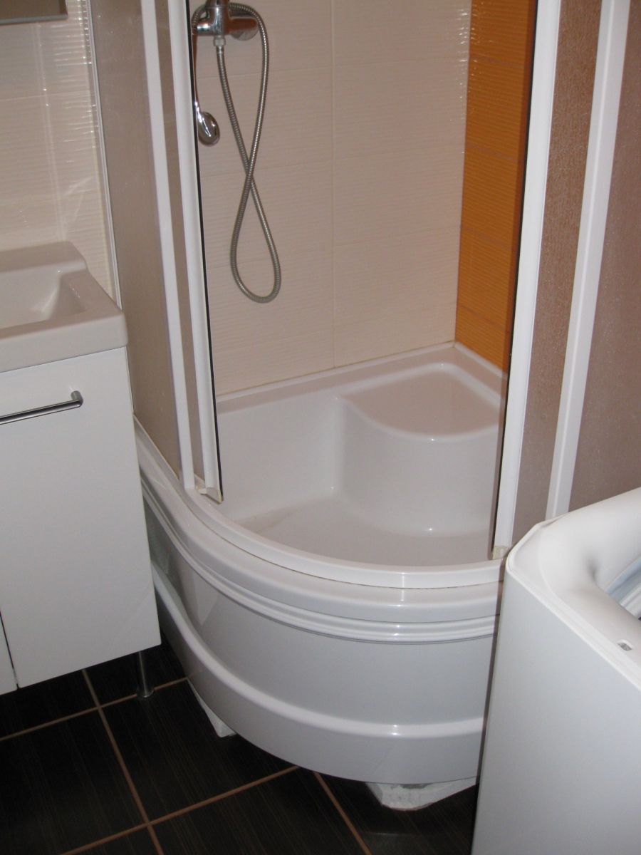 Pronájem bytu 1+kk 27 m², Kladno – náhled fotky 2
