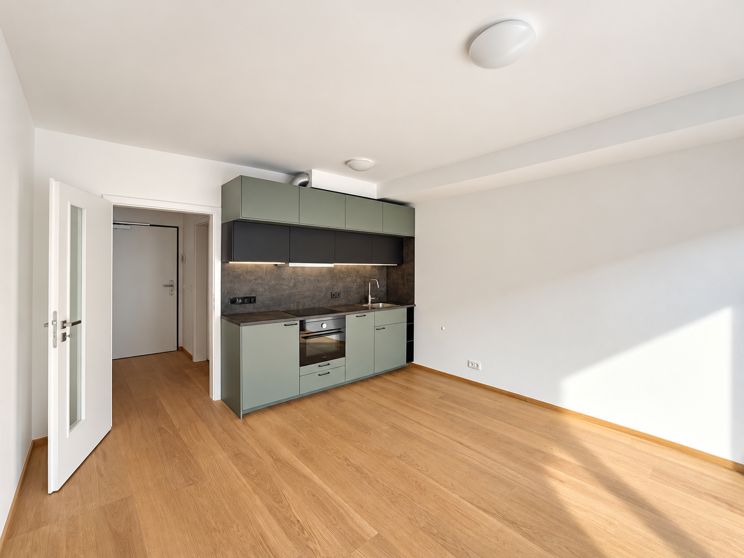 Pronájem bytu 1+kk 44 m², Hradec Králové – náhled fotky 14