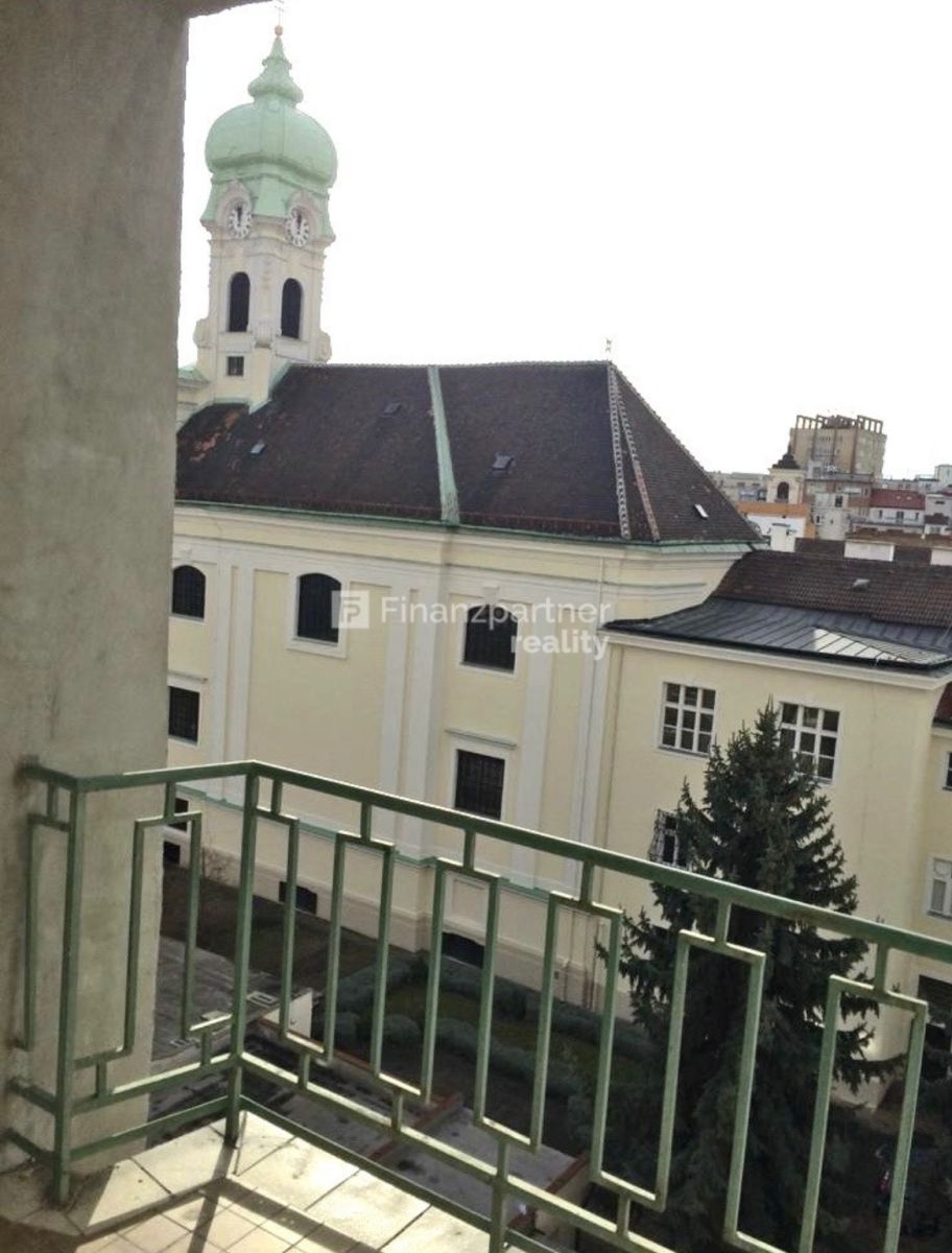 Pronájem bytu, 63 m², mestská časť Staré Mesto, Bratislava