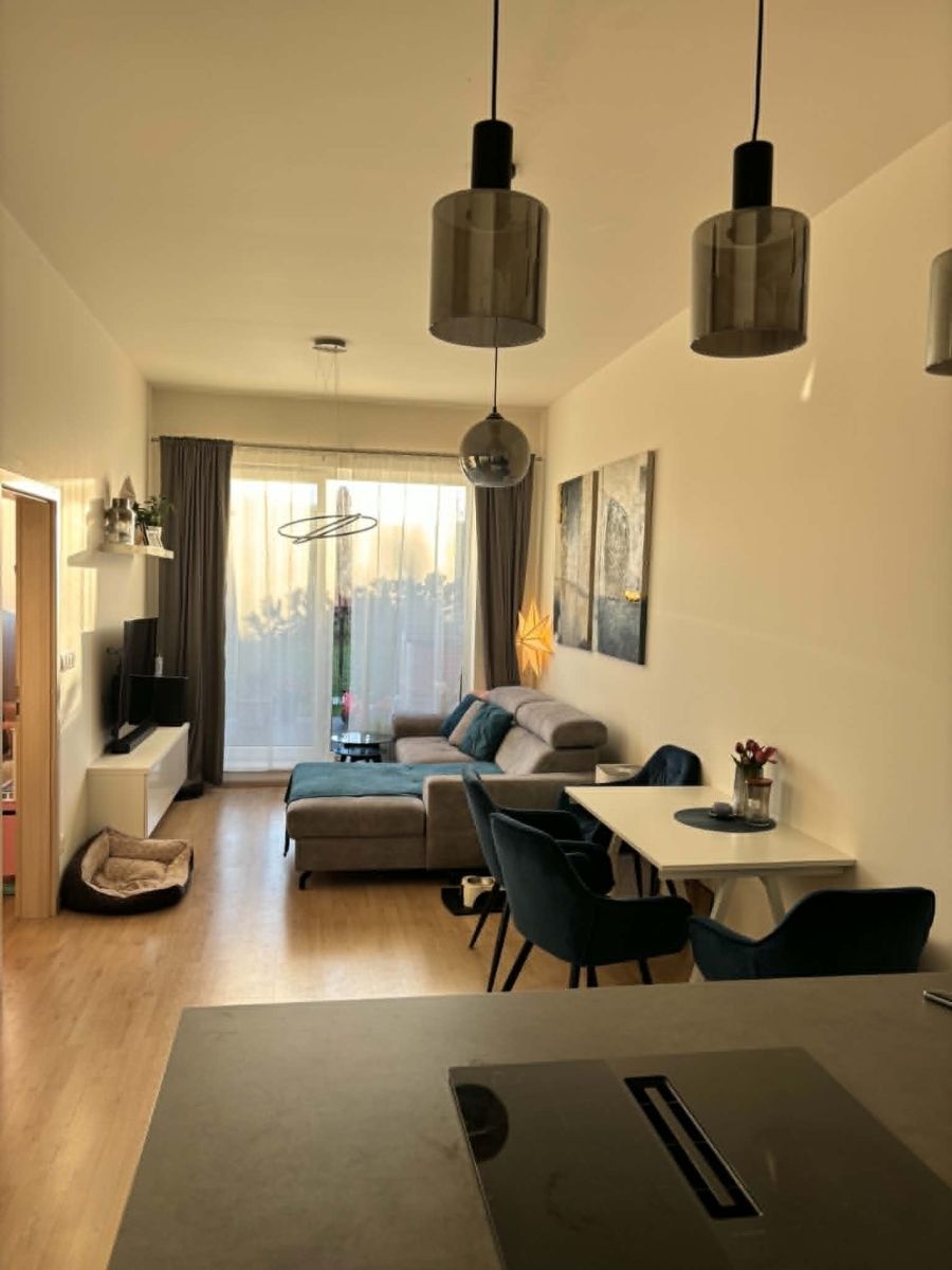 Квартира 2+kk в оренду, 59 м² (3 з 15)