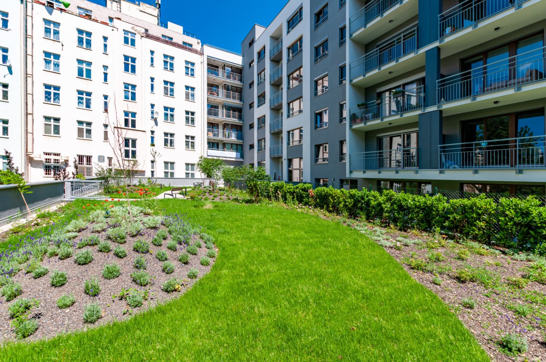Pronájem bytu 1+kk 28 m², Praha – náhled fotky 12