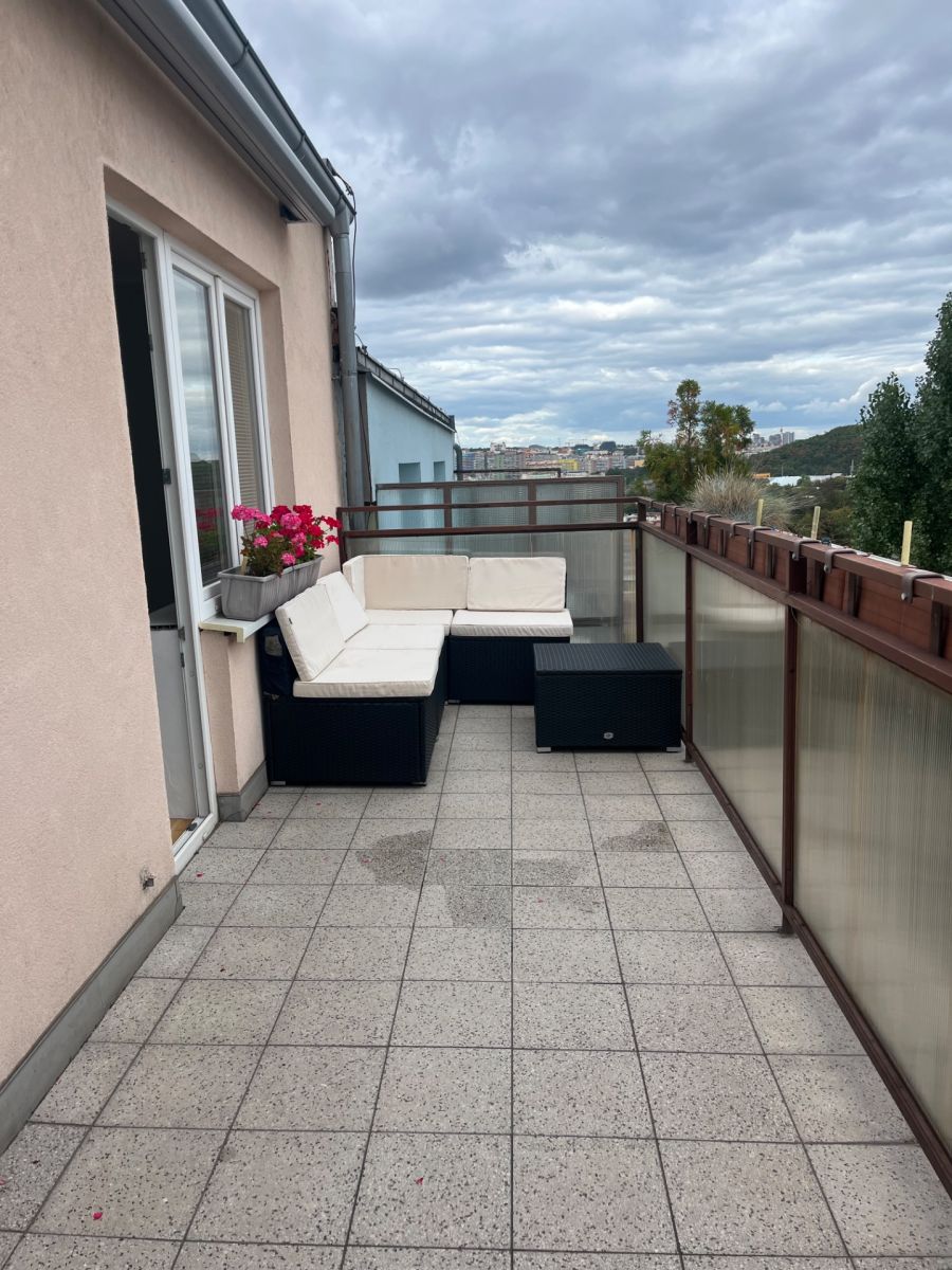 Pronájem bytu 3+kk, 70 m², Praha