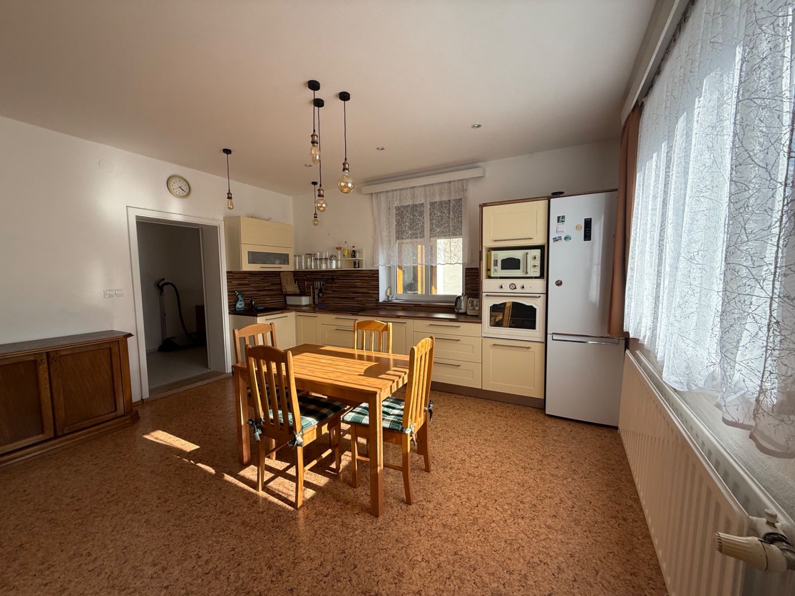Pronájem domu 6+1 146 m², Drozdov – náhled fotky 4