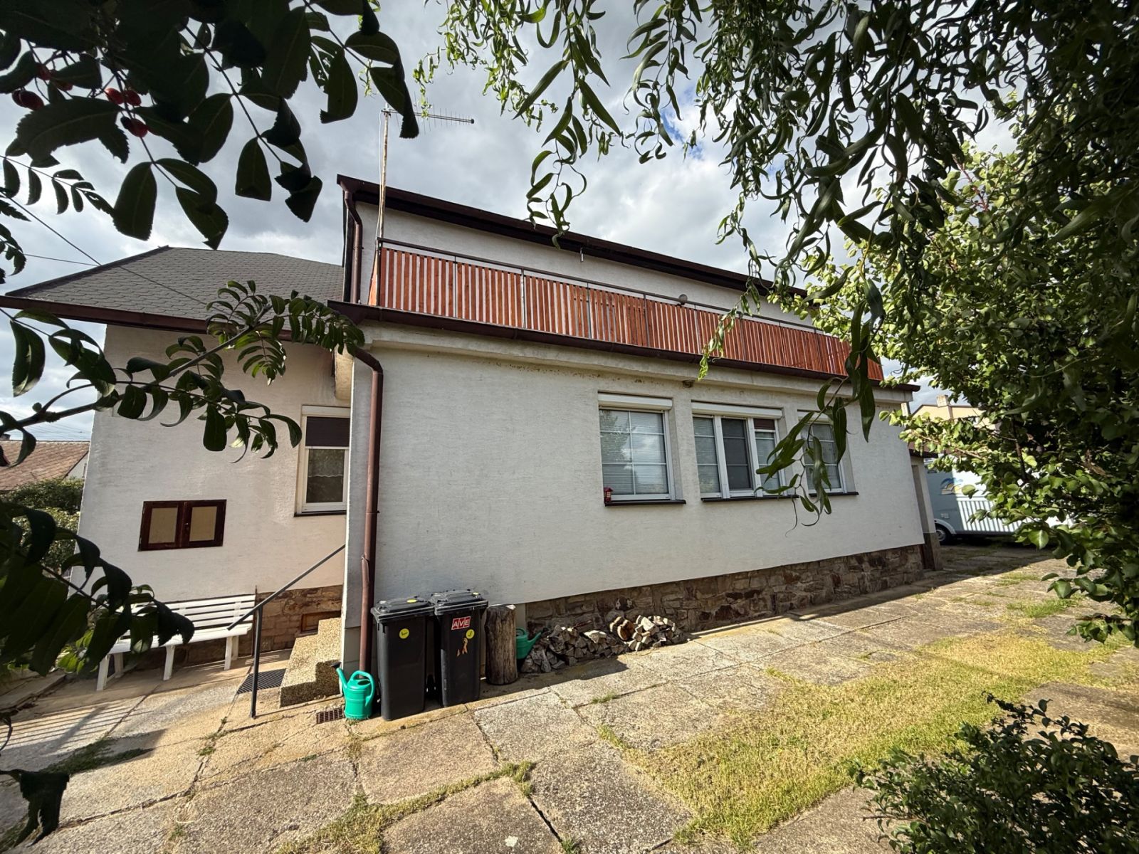 Pronájem domu 6+1 146 m², Drozdov – náhled fotky 2