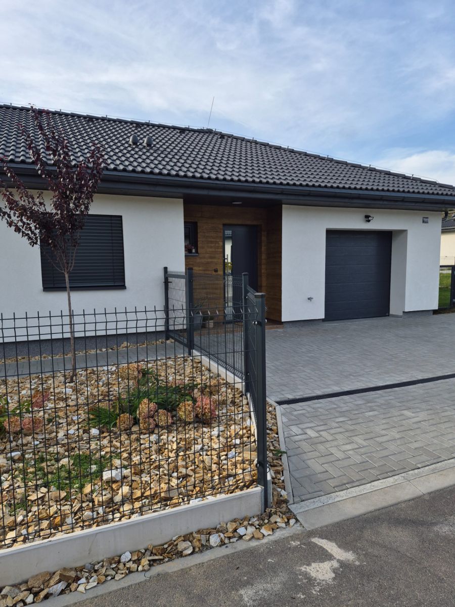 Pronájem domu 4+kk 169 m², Rychvald – náhled fotky 2