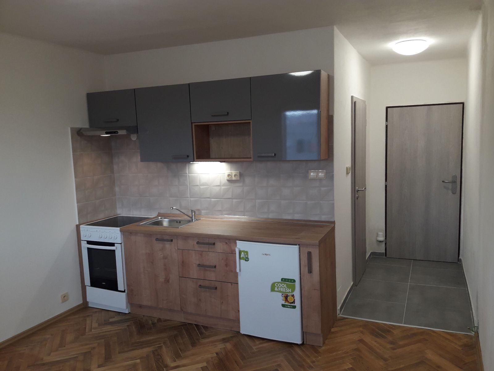 Pronájem garáže, 24 m², Plzeň