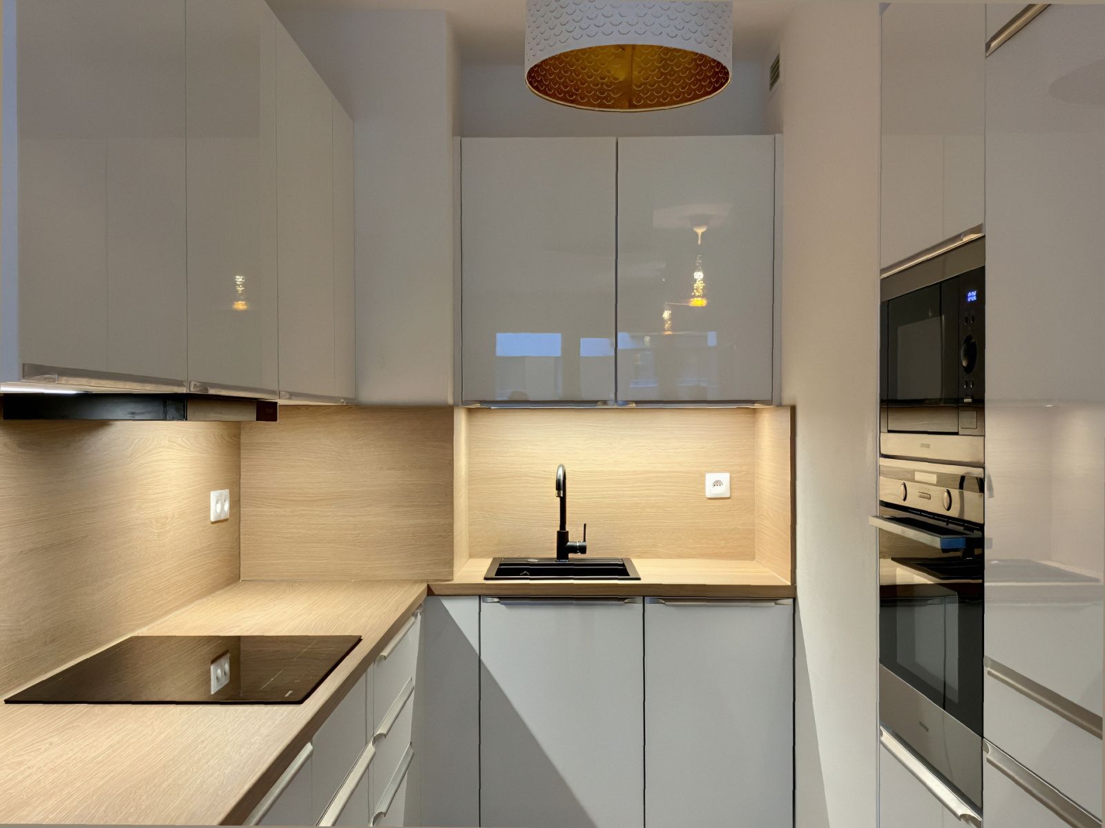Pronájem bytu 2+kk 64 m², Praha – náhled fotky 2