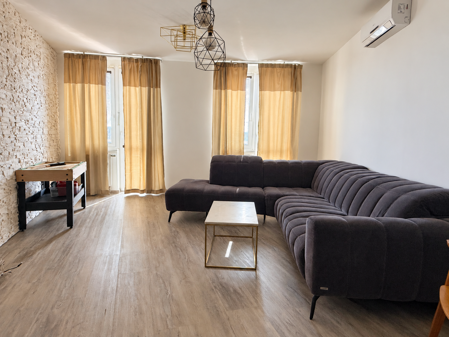 Pronájem bytu 5+kk, 138 m² (5 z 16)