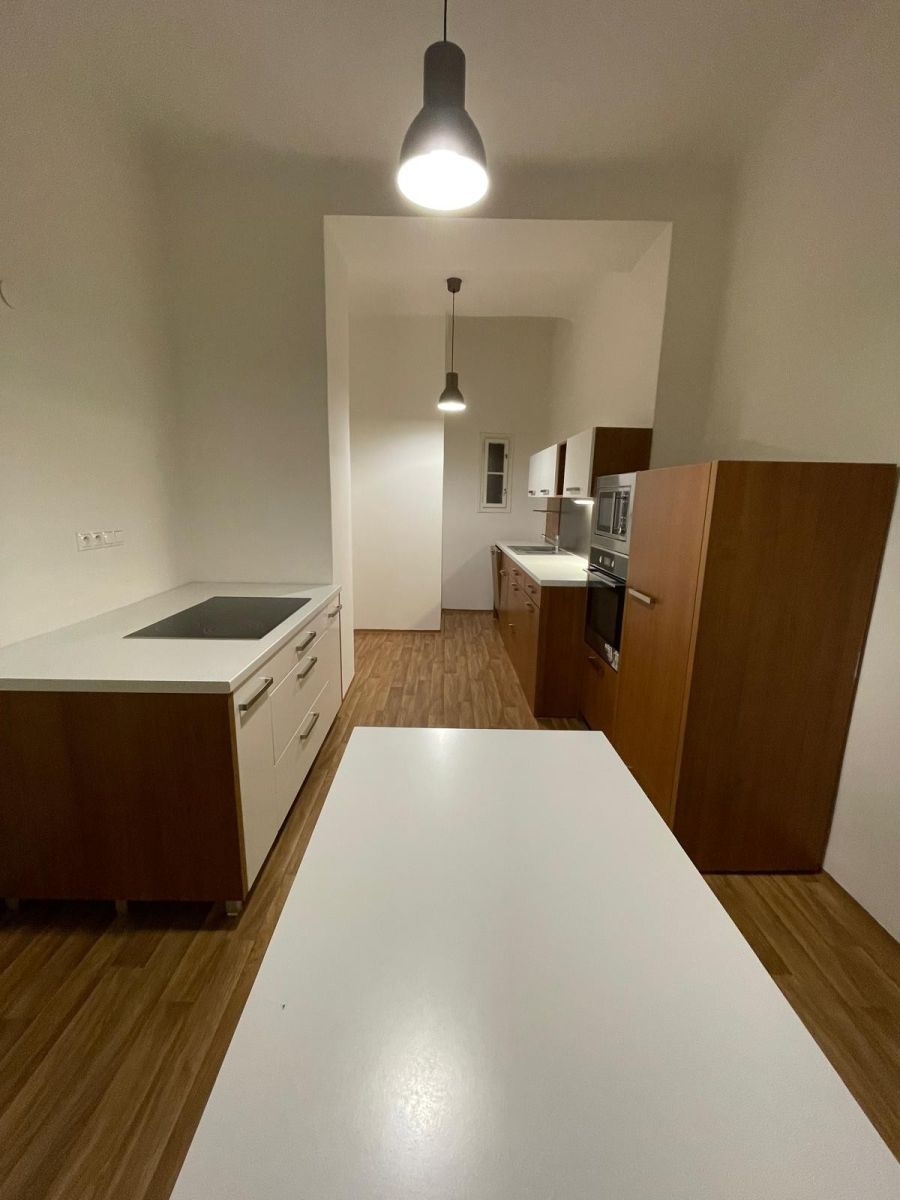 Byt 3-izbový, 110 m²
