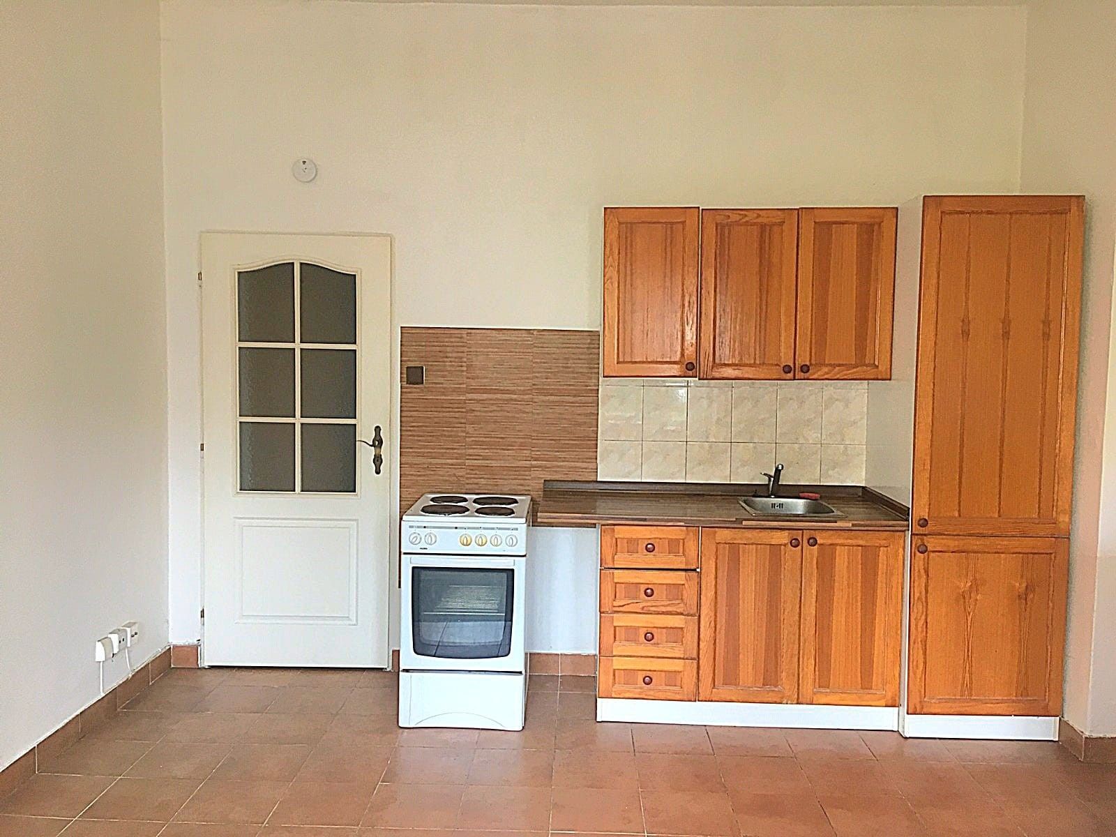 Pronájem bytu 1+kk 35 m², Praha – náhled fotky 3