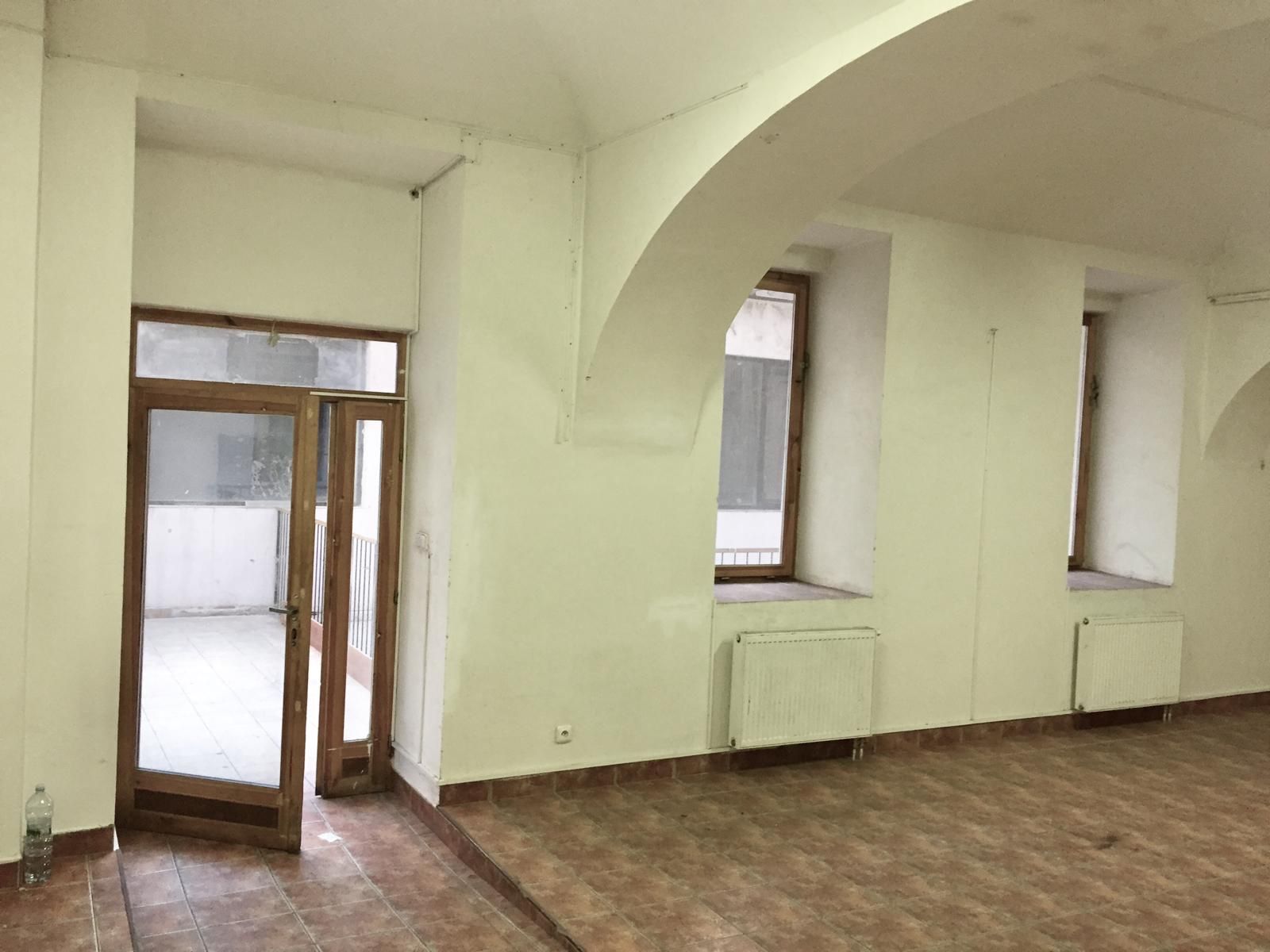 Pronájem komerčního prostoru ostatni 140 m², Praha – náhled fotky 6