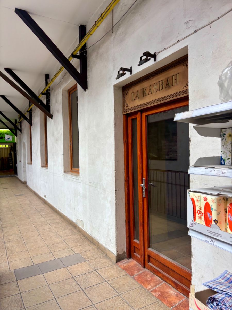 Pronájem komerčního prostoru ostatni 140 m², Praha – náhled fotky 3